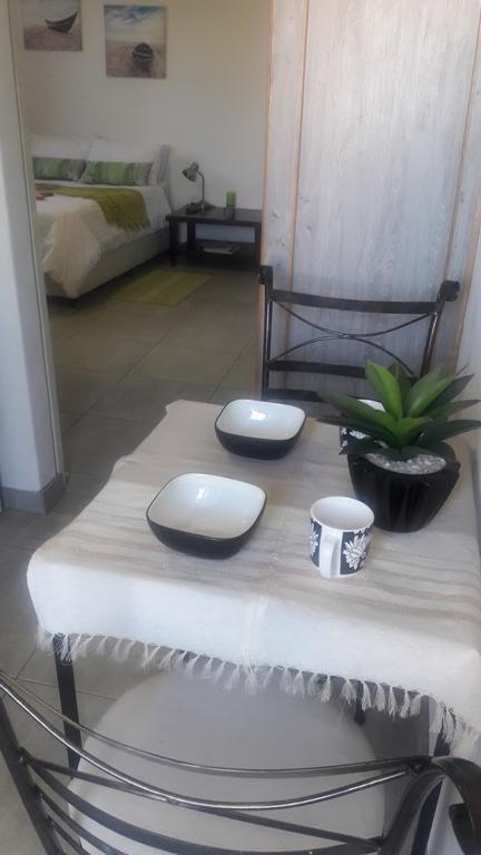 Self-Catering Studio, Unit 6 On Krupp Windhoek Kültér fotó