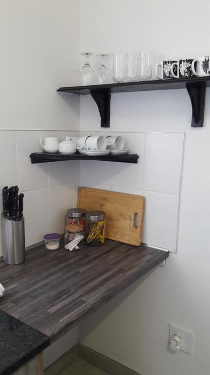 Self-Catering Studio, Unit 6 On Krupp Windhoek Kültér fotó