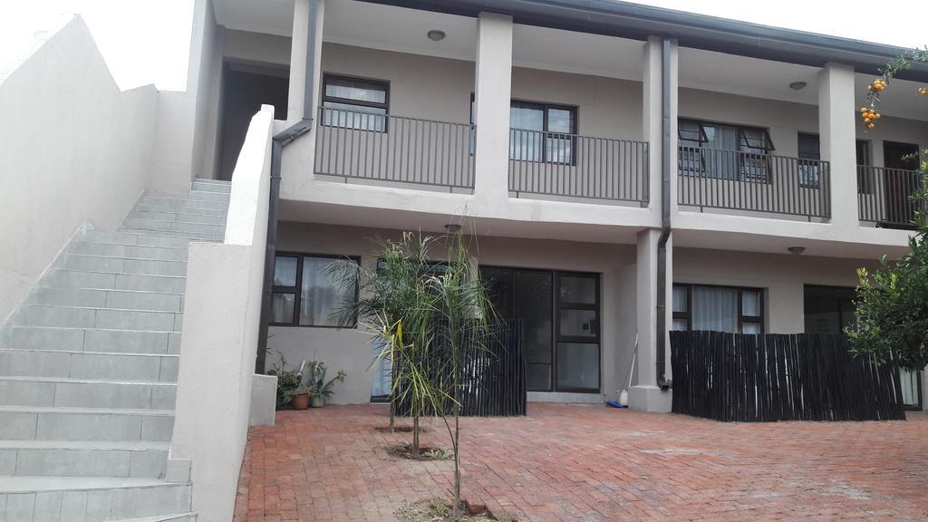 Self-Catering Studio, Unit 6 On Krupp Windhoek Kültér fotó